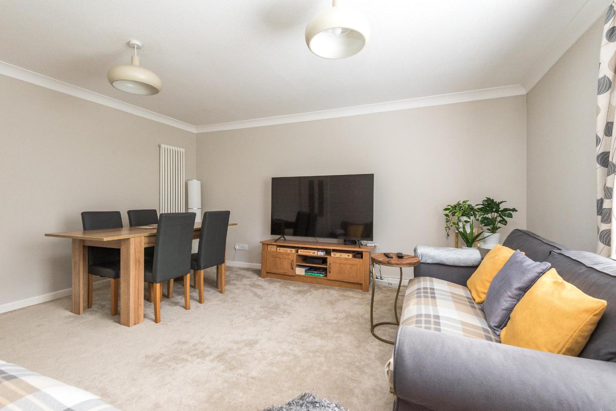 Roseburn Apartment, Edinburgh - 2 Bedrooms, Free Parking Bagian luar foto